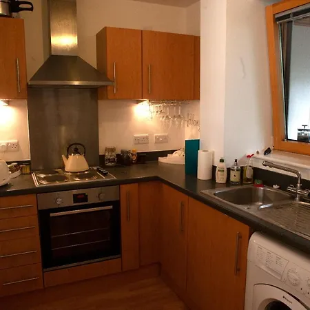 2 Bedroom House 5 Mins From Temple Meads Lägenhet Bristol